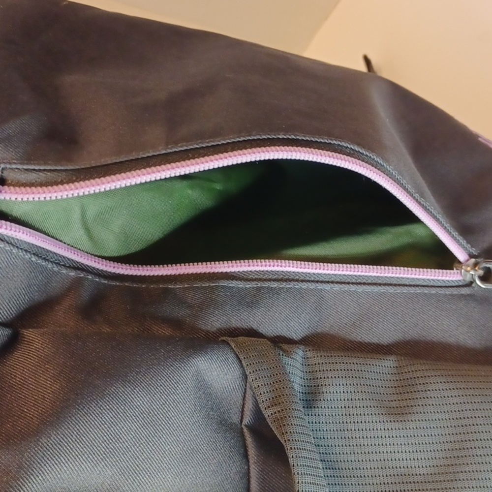 doTERRA Backpack Gray Green Pink Lots of Pockets - Picture 7 of 12